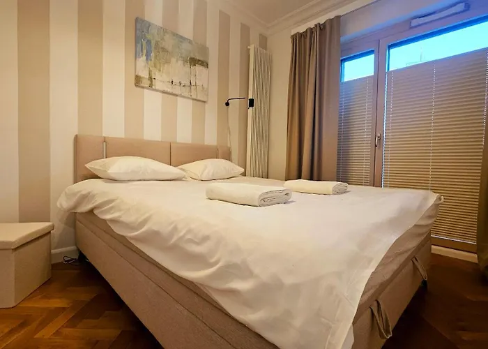 Vipwarsawapartments Cytryn Mennica Residence