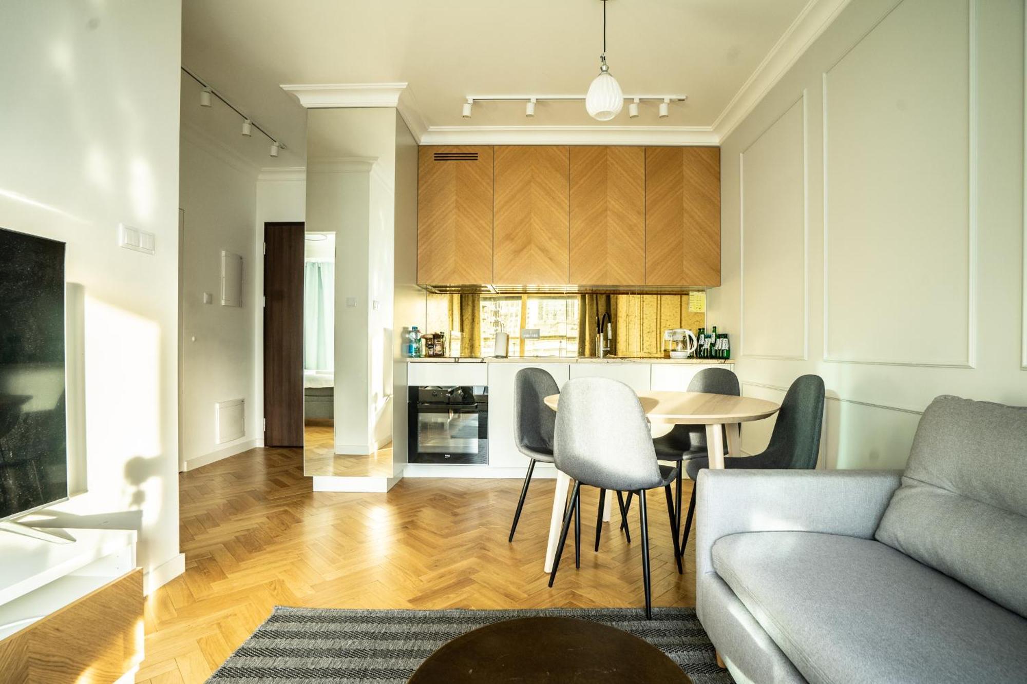 Vipwarsawapartments Cytryn Mennica Apartmán *